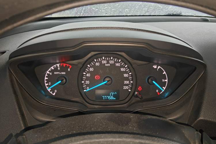 Used Ford Escort 2015 1.5L Manual Comfort Model
