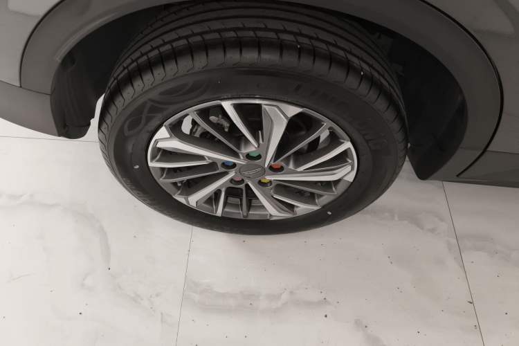 Used Geely Auto Coolray 2021 1.4T DCT Platinum Edition Right Rear Wheel Hub