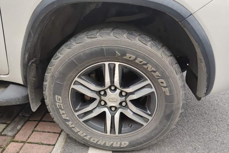 Used Toyota Fortuner 2016 2.7L Middle East Version