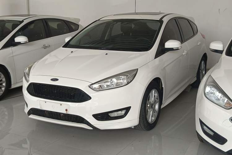 Used Ford Focus 2017 Hatchback 1.6L Manual Fashion Edition SmartDrive Version