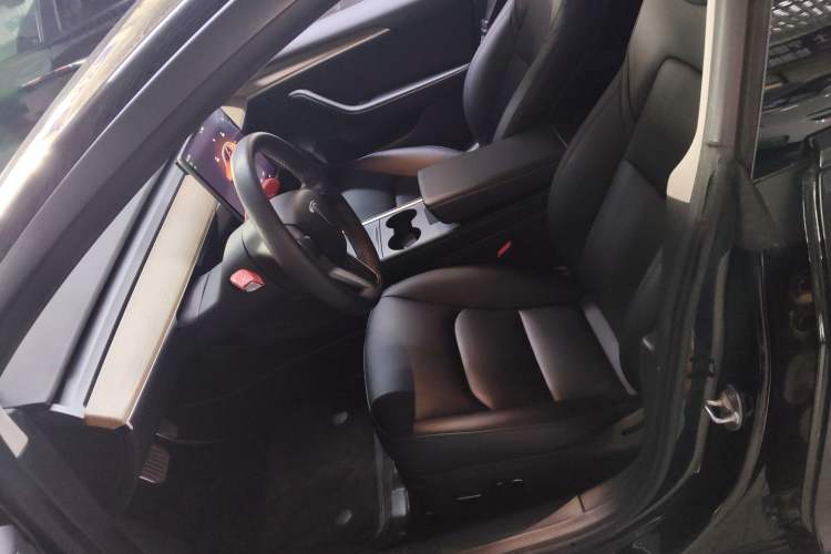 Used Tesla Model 3 2022 Rear-Wheel-Drive Version
