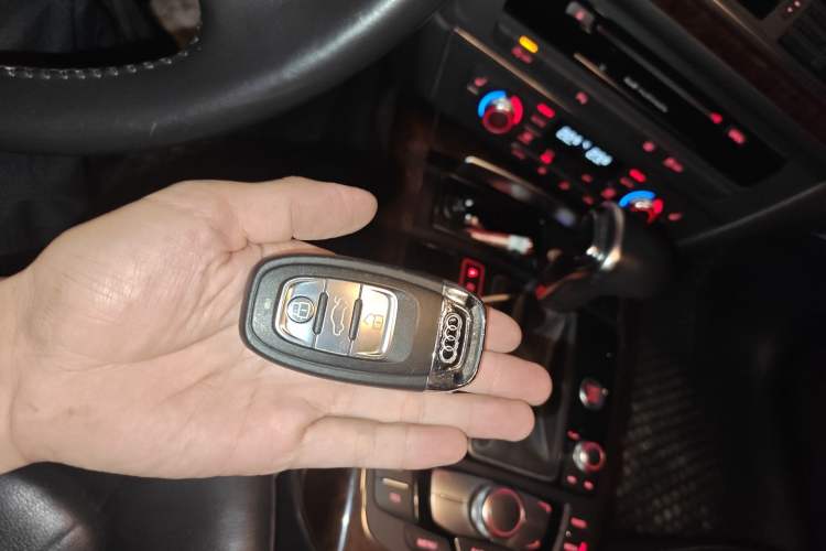 Used Audi A6L 2014 30 FSI Comfort Model