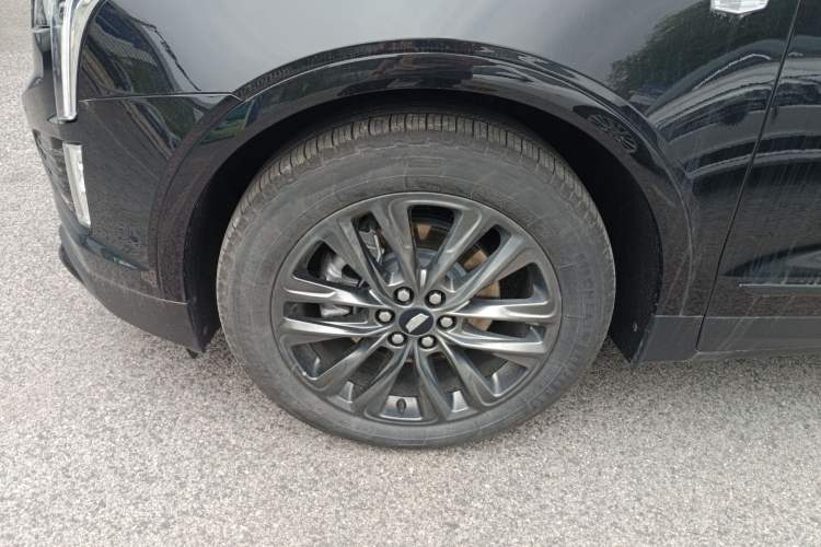 Used Cadillac XT5 2022 2.0T Four-Wheel Drive Platinum Edition