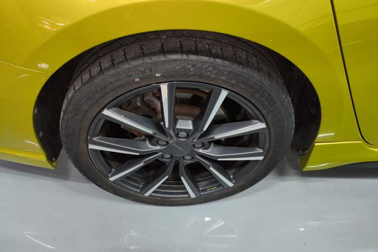 Used Lynk & Co 03 2019 03+ 2.0TD Automatic Wind-Chasing Edition Exterior 5