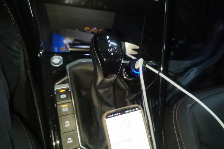 Used Volkswagen Tayron 2022 280TSI Two-Wheel Drive Luxury Smart Connectivity Version
