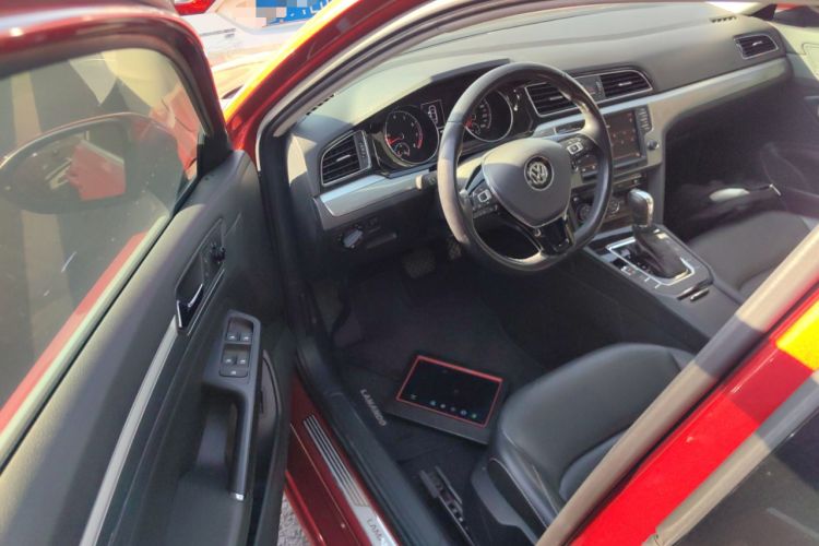 Used Volkswagen Lamando 2018 280TSI DSG Comfort Edition
