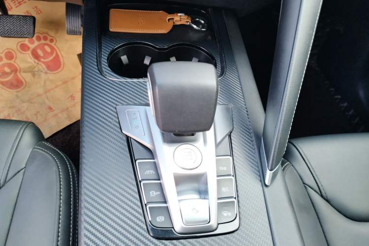 Used BYD Song Pro 2019 1.5T Automatic Luxury Model Gear Lever