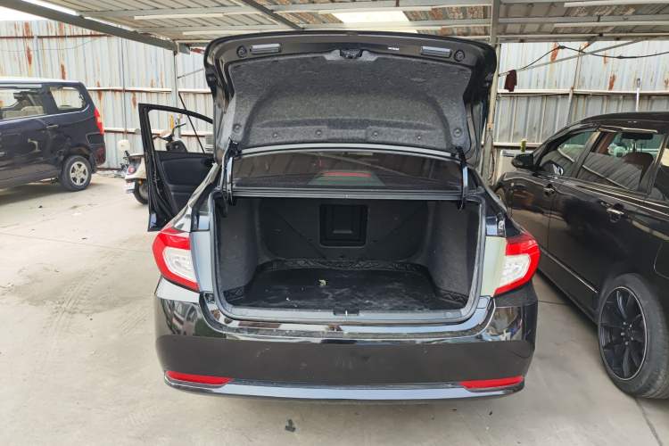 Used Honda Crider 2019 180 Turbo CVT Leading Edition China VI Trunk