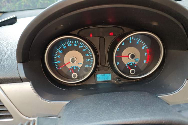 Used Buick Excelle 2013 1.5L Automatic Classic Model
