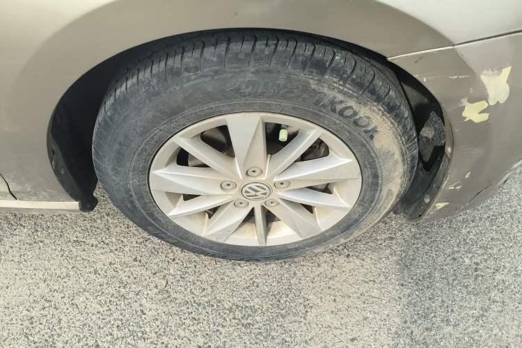 Used Volkswagen Golf 2014 1.6L Manual Fashion Edition
