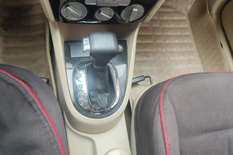 Used Volkswagen Lavida 2008 1.6L Automatic Joy Edition Gear Lever