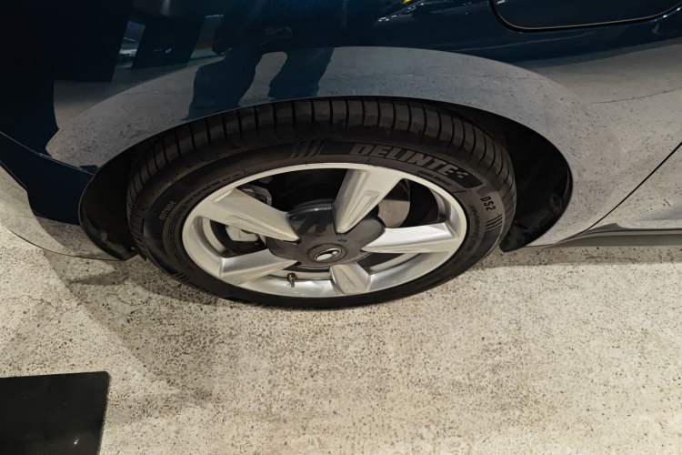 Used ORA Good Cat 2023 401 km Standard Range Prestige Version Lithium Iron Phosphate