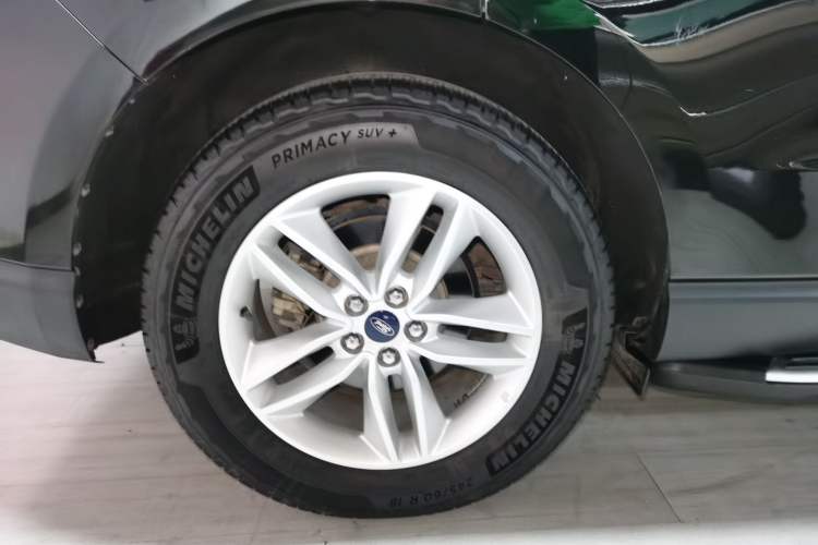 Used Ford Edge 2017 EcoBoost 245 Two-Drive Platinum Edition 5 Seats