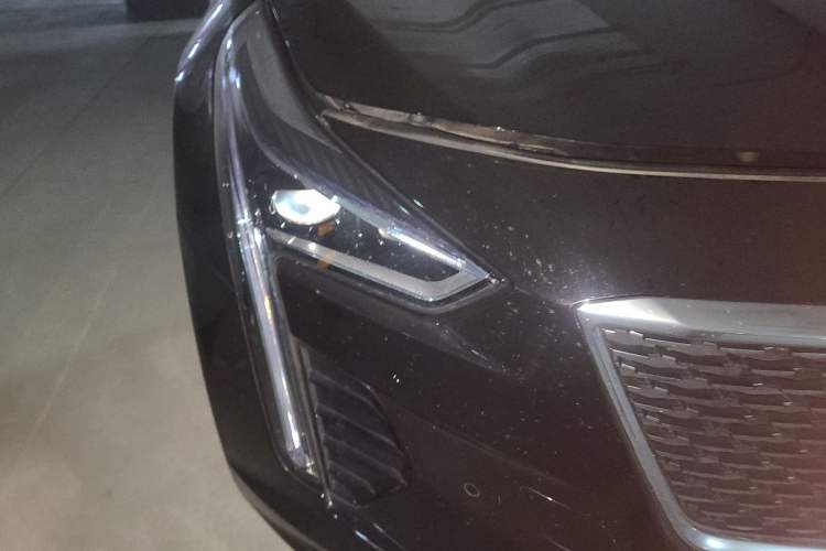 Used Cadillac CT6 2022 28T Luxury Edition Right Front Headlight