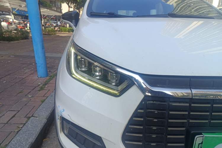 Used BYD Yuan New Energy 2019 EV535 Smart Connect Trendsetting Model