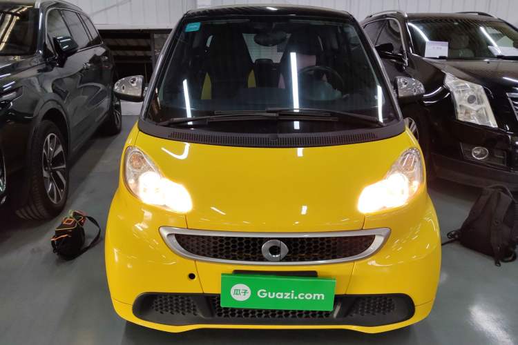 Used smart fortwo 2012 1.0 MHD Hardtop Comfort Edition Front