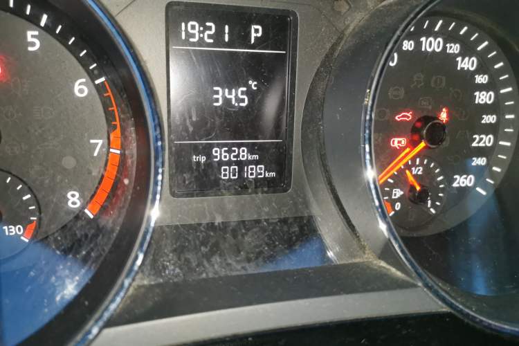 Used Volkswagen Sagitar 2017 230TSI Automatic Comfort Version