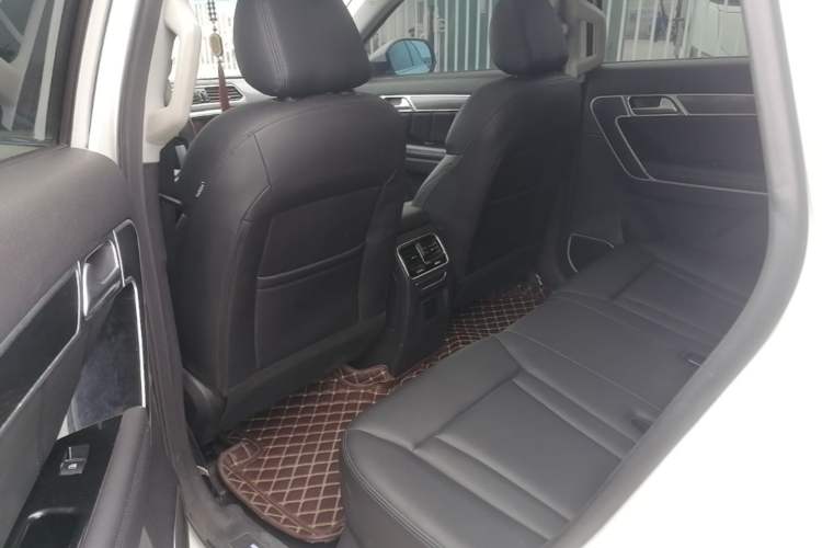 Used Haval H6 Coupe 2017 Red-Label 2.0T Automatic Two-Wheel Drive Elite Model