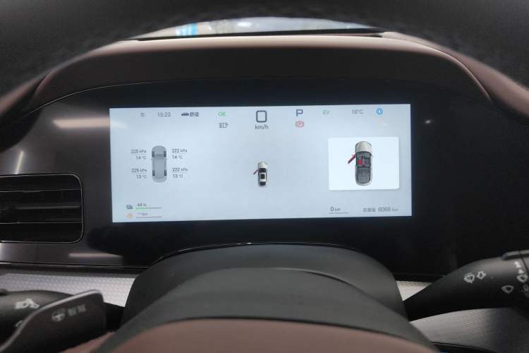 Used BYD Seal 07 DM-i 2025 Intelligent Driving Version DM-i 1.5L 125 km Prestige Edition Instrument Cluster