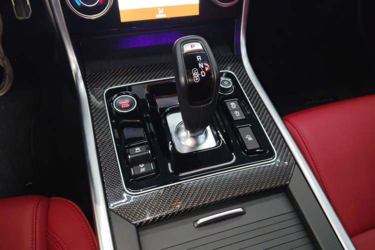 Used Jaguar XEL 2024 2.0T 250 PS R-DYNAMIC S Ebony Black Sport Edition
