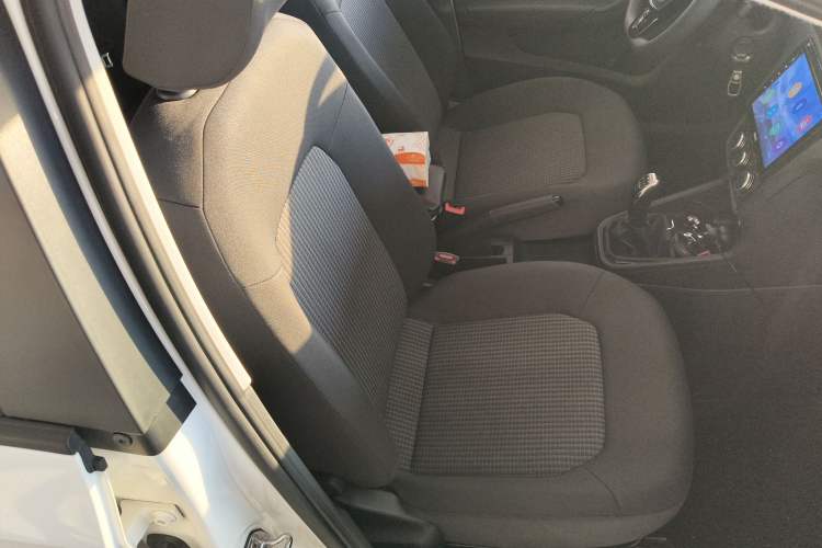 Used Volkswagen Santana 2016 1.6L Manual Fashion Edition Right Front Seat