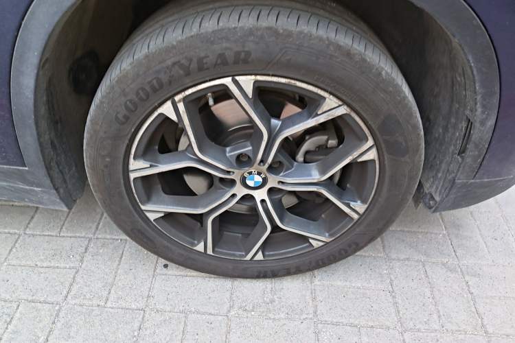 Used BMW X1 2020 sDrive25Li Leading Model
