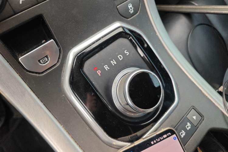 Used Land Rover Range Evoque 2013 2.0T 5-Door Yaozhen Edition Gear Lever