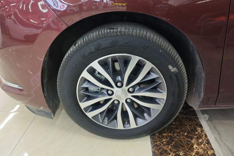 Used Buick GL8 2022 ES Landtrek 653T Comfort Edition