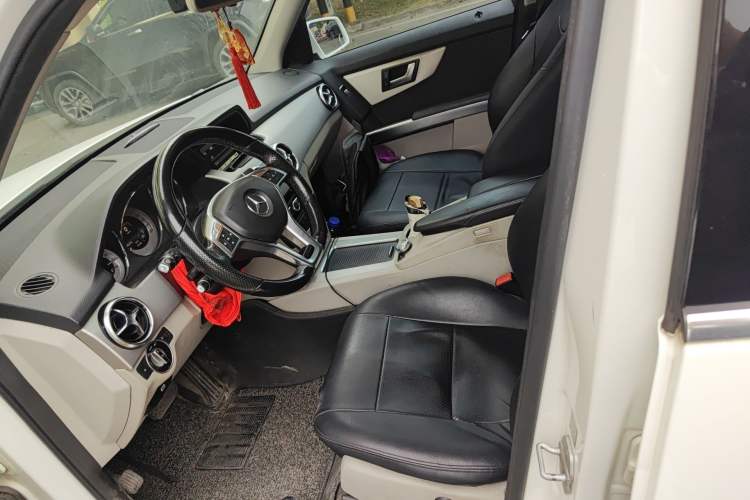 Used Mercedes-Benz GLK-Class 2015 GLK 260 4MATIC Dynamic Edition Ultimate Version
