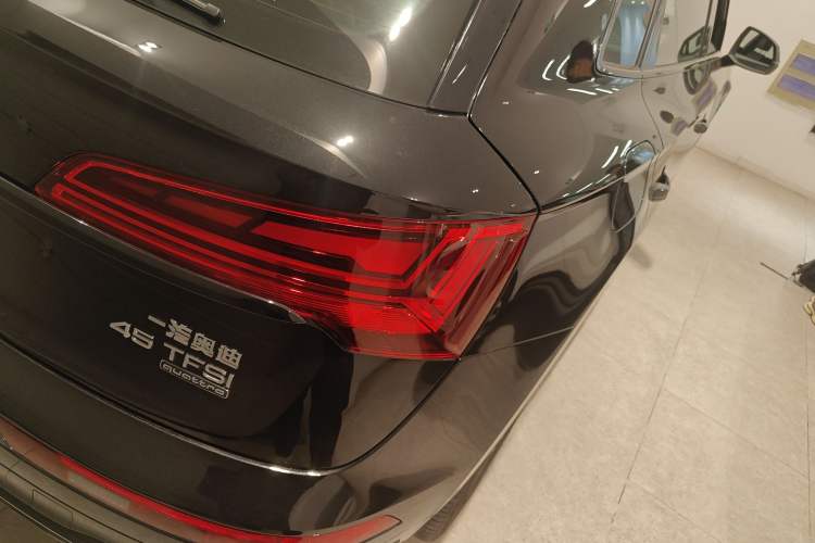 Used Audi Q5L 2025 quattro 45th Anniversary Edition 45 TFSI Luxury Dynamic Model
