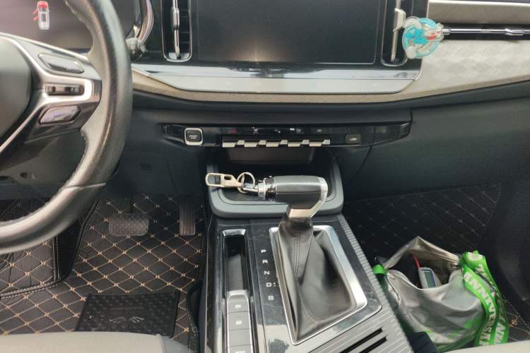 Used Baojun RM-5 2019 1.5T CVT 24-Hour Online Premium Version 7 Seats Audio And AC Panel