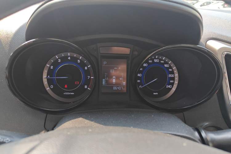 Used CHANGAN CS15 2016 1.5L Automatic Fashion Edition Instrument Cluster