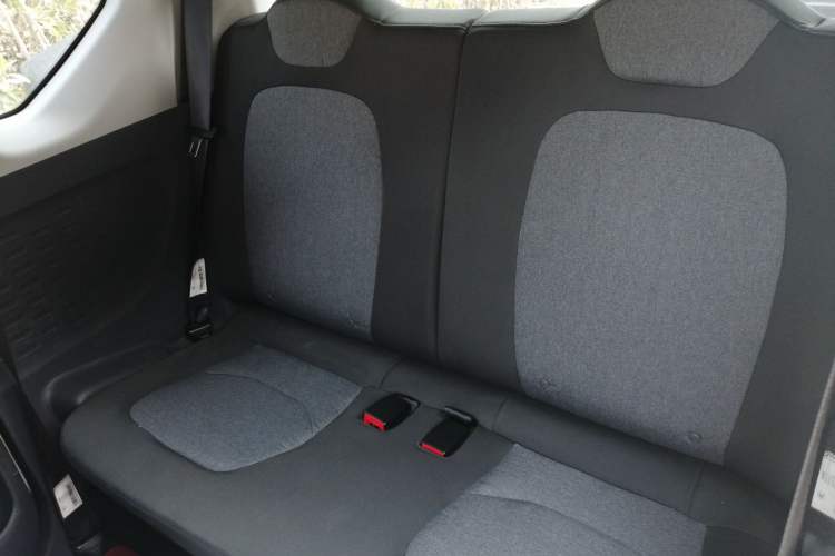 Used Wuling Hongguang MINIEV 2021 Macaron Fashion Model Lithium Iron Phosphate Left Rear Seat