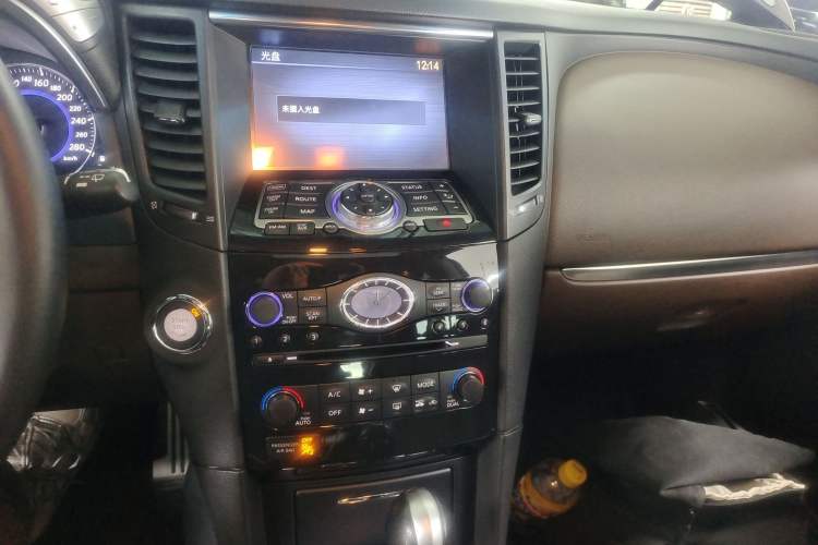 Used Infiniti QX70 2013 3.7L Standard Edition