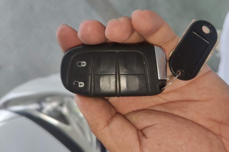 Used Jeep Compass 2017 200T Automatic Family Edition