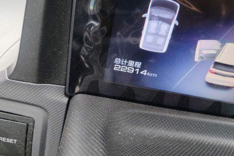 Used Wuling Hongguang MINIEV 2022 Macaron Fashion Model Lithium Iron Phosphate
