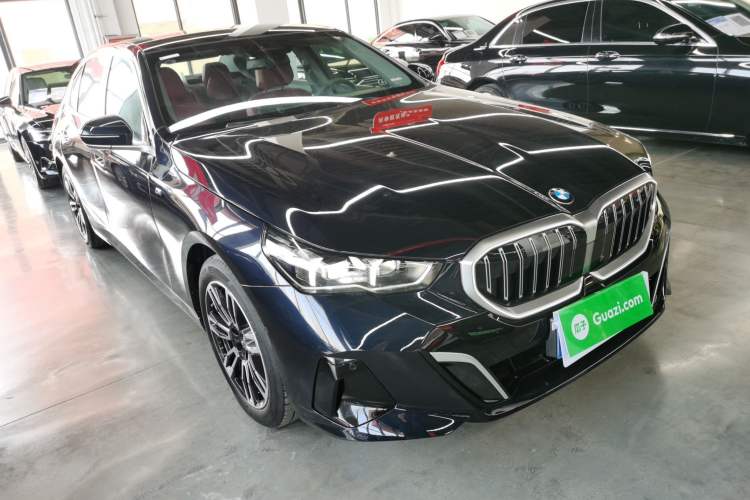 Used BMW 5 Series 2025 525Li M Sport Package