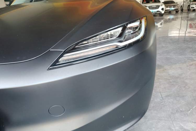 Used Tesla Model 3 2023 Long-Range All-Wheel-Drive Version