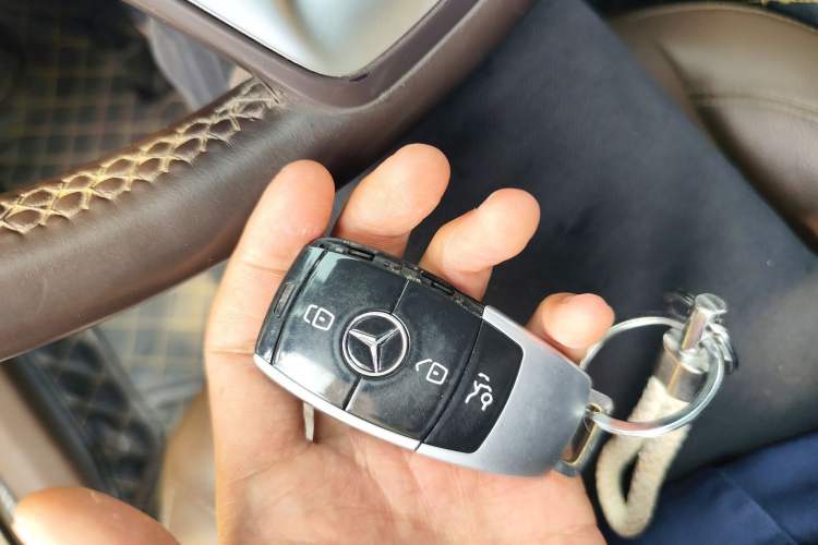 Used Mercedes-Benz E-Class 2017 E 300 L Luxury Model
