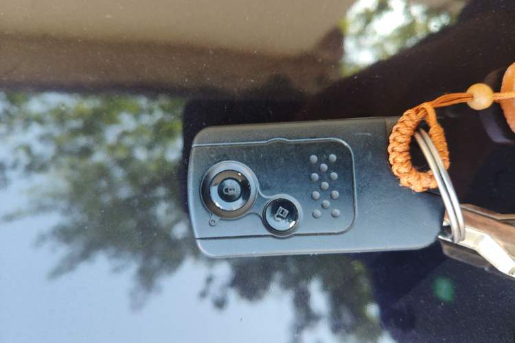 Used Honda Odyssey 2009 2.4L Leading Edition Vehicle Key