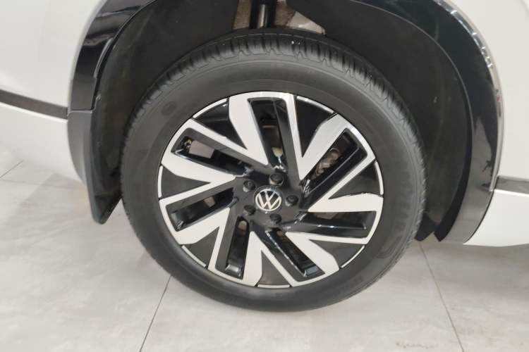 Used Volkswagen Tayron 2023 Revised Version 380TSI All-Wheel Drive R-Line High-Energy Edition
