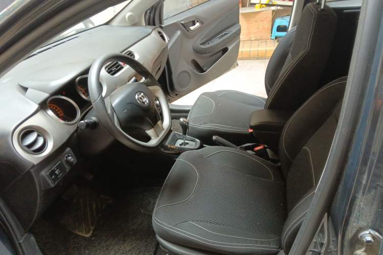 Used Brilliance H230 2012 1.5L AMT Elite Version