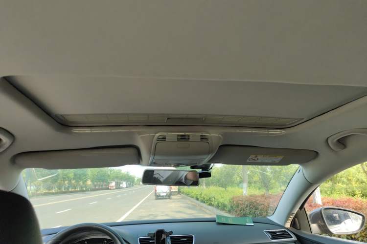 Used Volkswagen Magotan 2016 1.8TSI Smart Comfort Model