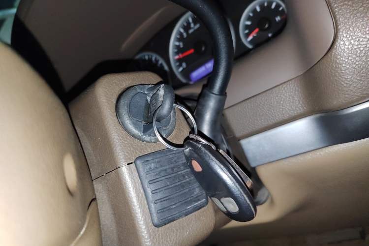 Used Buick GL8 2011 2.4L CT Comfort Edition
