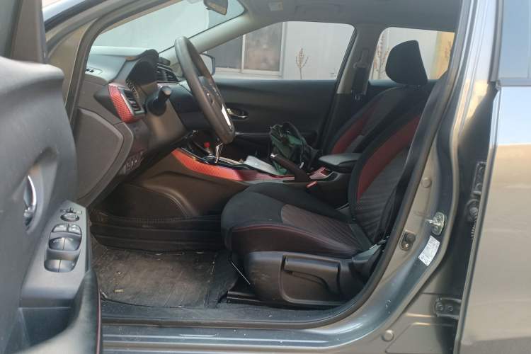 Used Nissan Lannia 2016 1.6L CVT Smart Cool Edition
