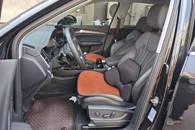 Used Audi Q5L 2022 Updated 45T Luxury Dynamic Version
