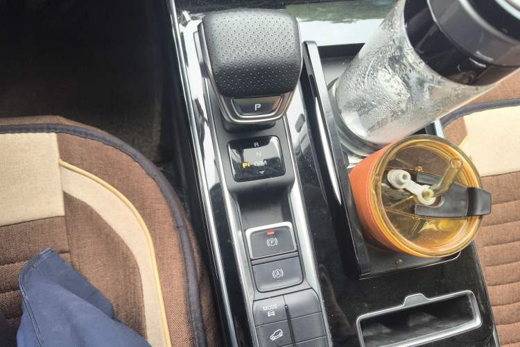 Used Roewe RX5 MAX 2019 300TGI Automatic 4G Connect Luxury Edition