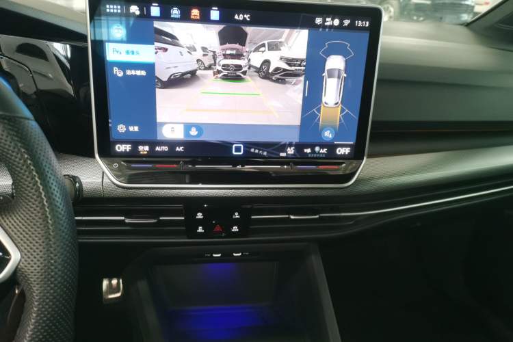 Used Volkswagen Golf 2025 300TSI R-Line