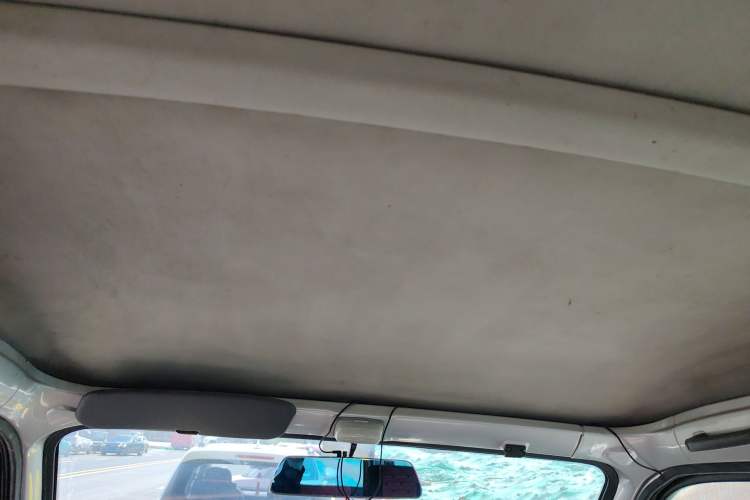 Used Wuling Zhiguang 2010 1.0L New Version Practical Edition with Short Body Headliner