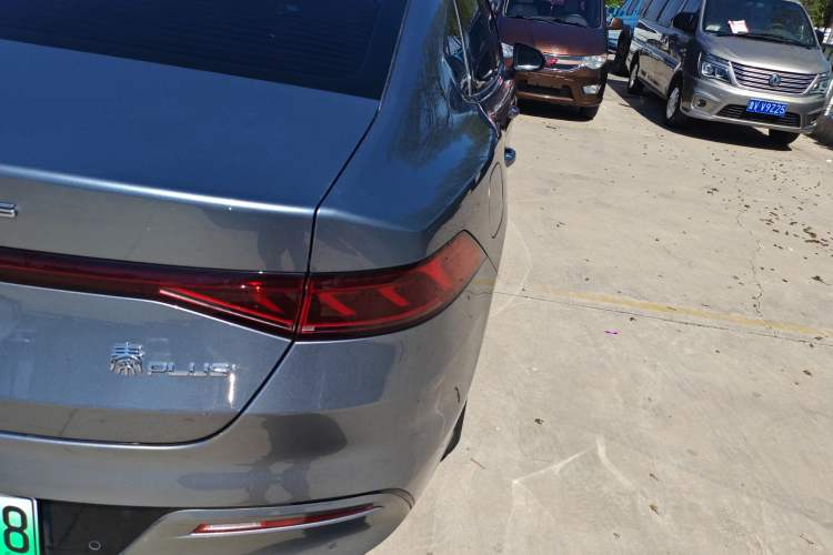 Used BYD Qin PLUS 2024 HONOR Edition DM-i 55KM Leading Model Right Rear Taillight
